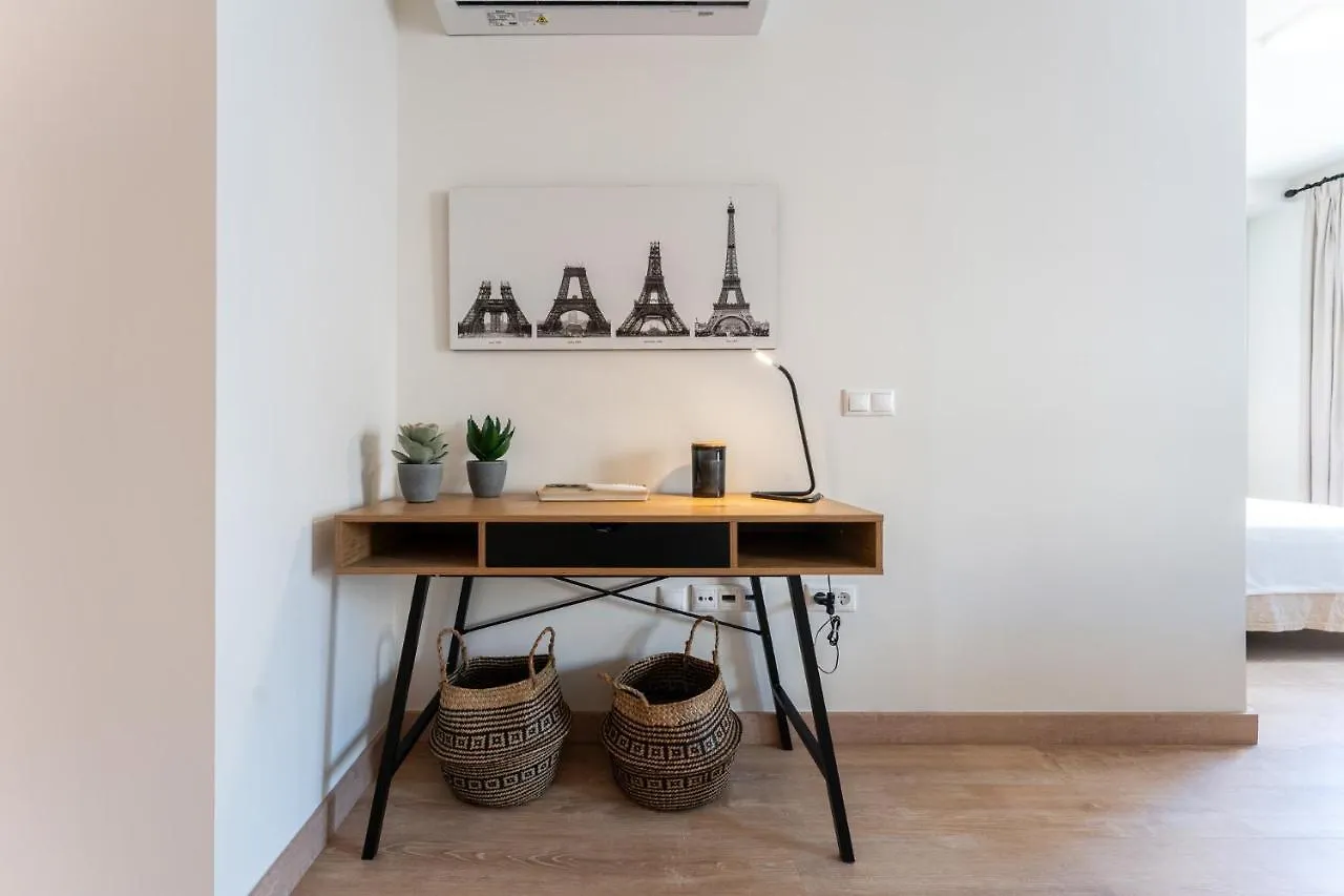Apartment Malagasuite Comfortable Home 3