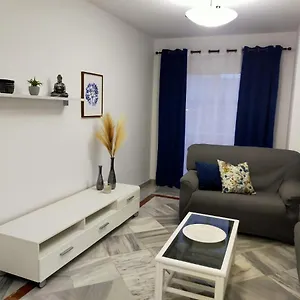 Amplio 6 Plazas Junto Al Centro Málaga